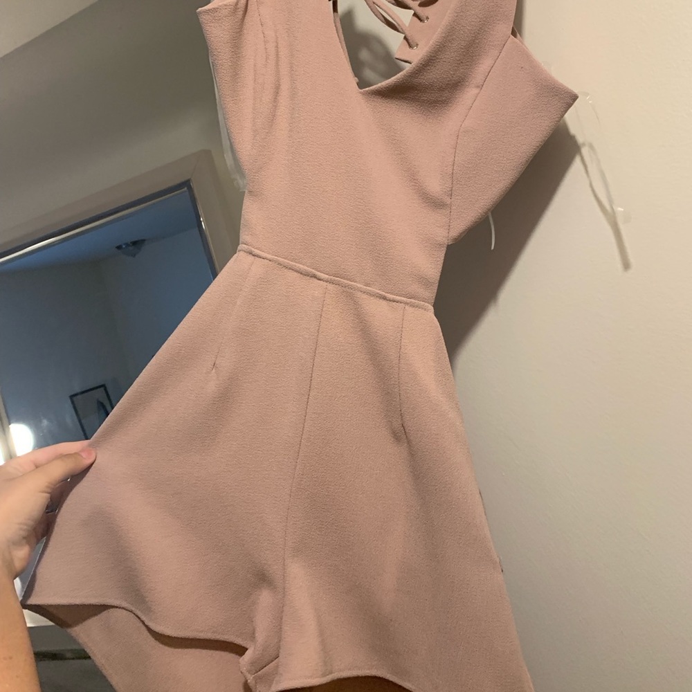 Romper - Picture 2 of 4